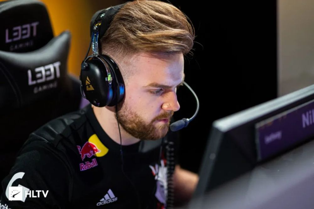 的后插上与 的后插上与